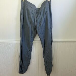Lululemon dance studio pant
